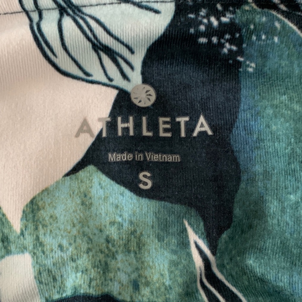 Athleta Green And Black Leaf Pattern Leggings - image 2